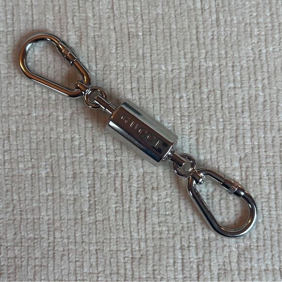 Gucci Silver Keyring w/ Box - Picture 3 of 7